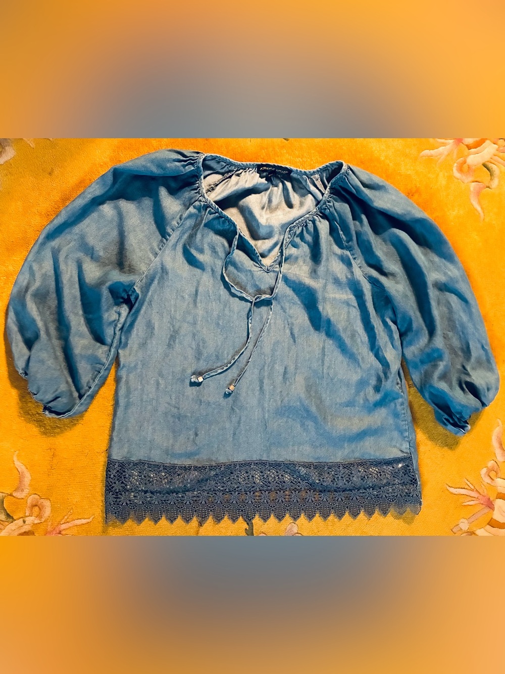 Adrienne Vittadini Blue Peasant Top SZ L With Lace